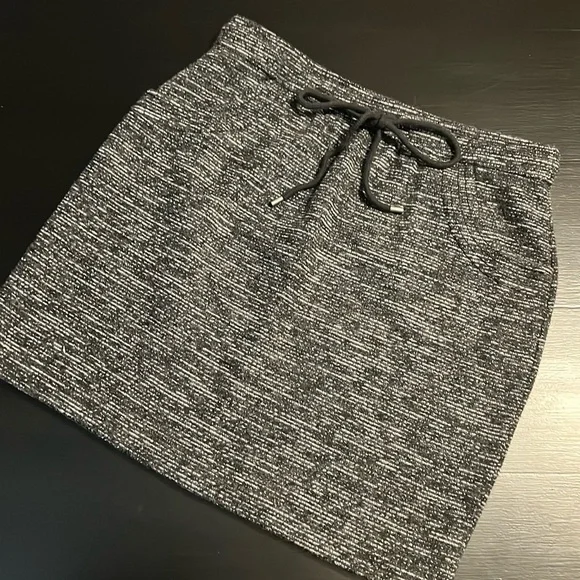 Loft skirt - Picture 1 of 6